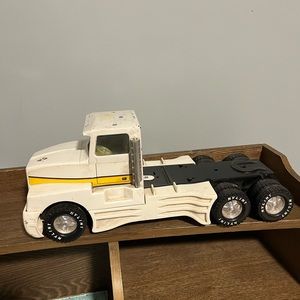 Old Vintage Transfer Truck Toy, Needs Lots of Work
